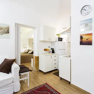  Apartment Palermo Central Holiday